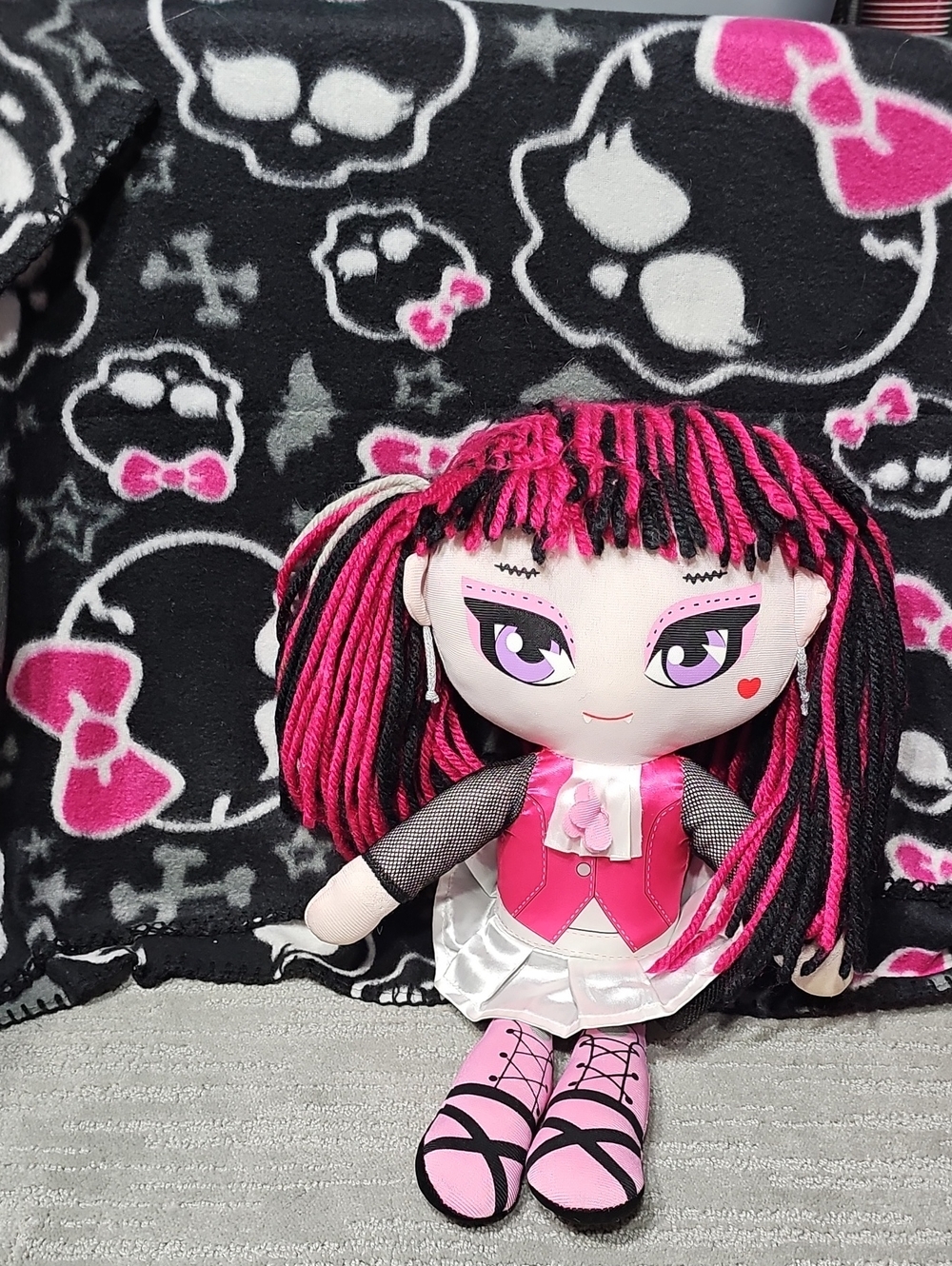 Franco Monster High My Beastie Character Doll And Throw Blanket Combo Set EUC
